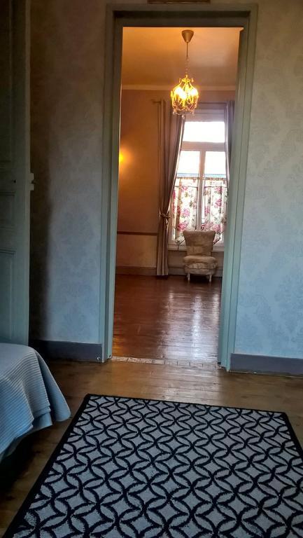 Le Clos Manceau Bed and Breakfast Le Mans Zewnętrze zdjęcie